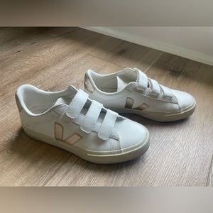 VEJA RECIFE CHROMEFREE WHITE PLATINE sneakers